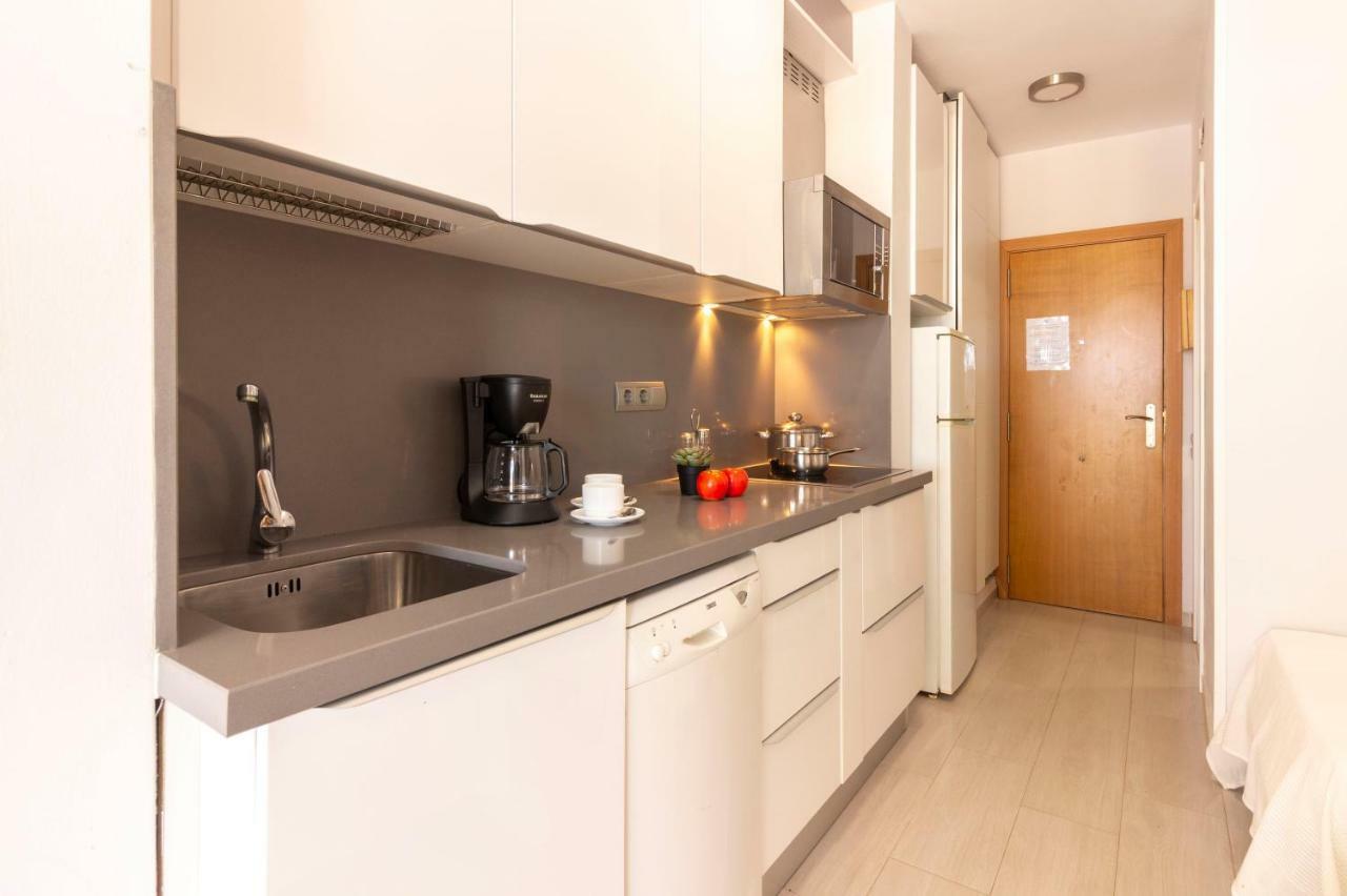 Apartamentos Internacional Arysal 캠브릴스 외부 사진